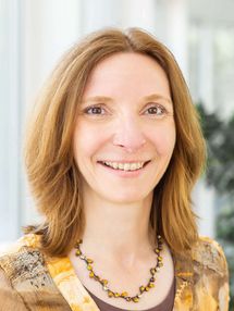 Angela Müller-Halbach