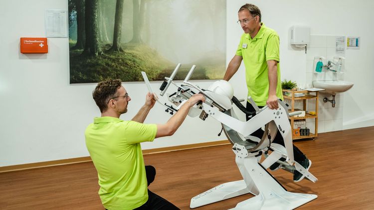 Moderne Therapie, die bewegt und motiviert